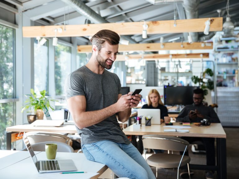 Los beneficios de trabajar en un coworking para freelancers y startups