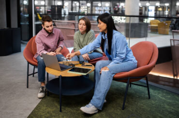 Cómo aprovechar al máximo tu jornada en un coworking